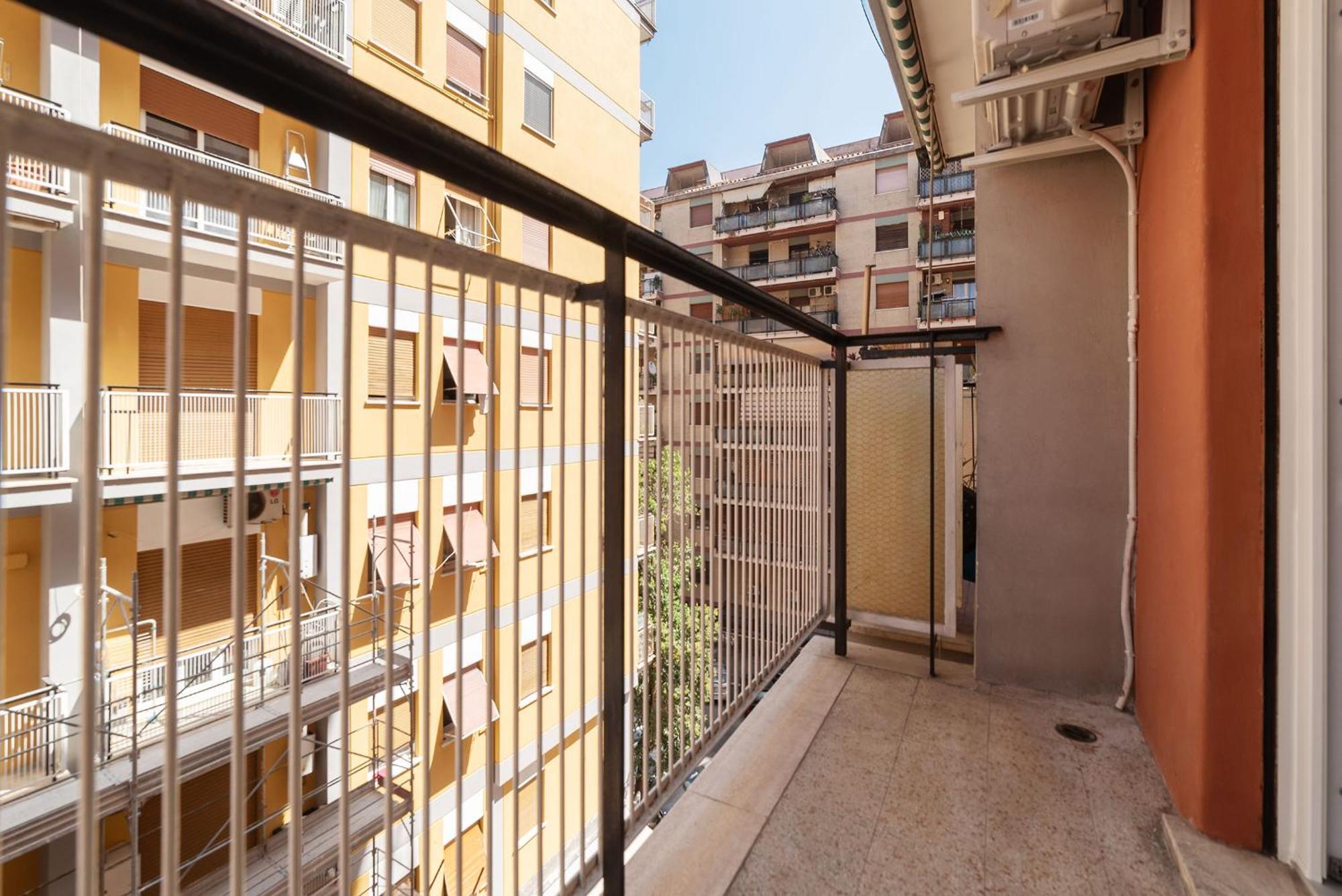 Joivy Delightful 3-Bed Flat With Balcony Διαμέρισμα Ρώμη Εξωτερικό φωτογραφία