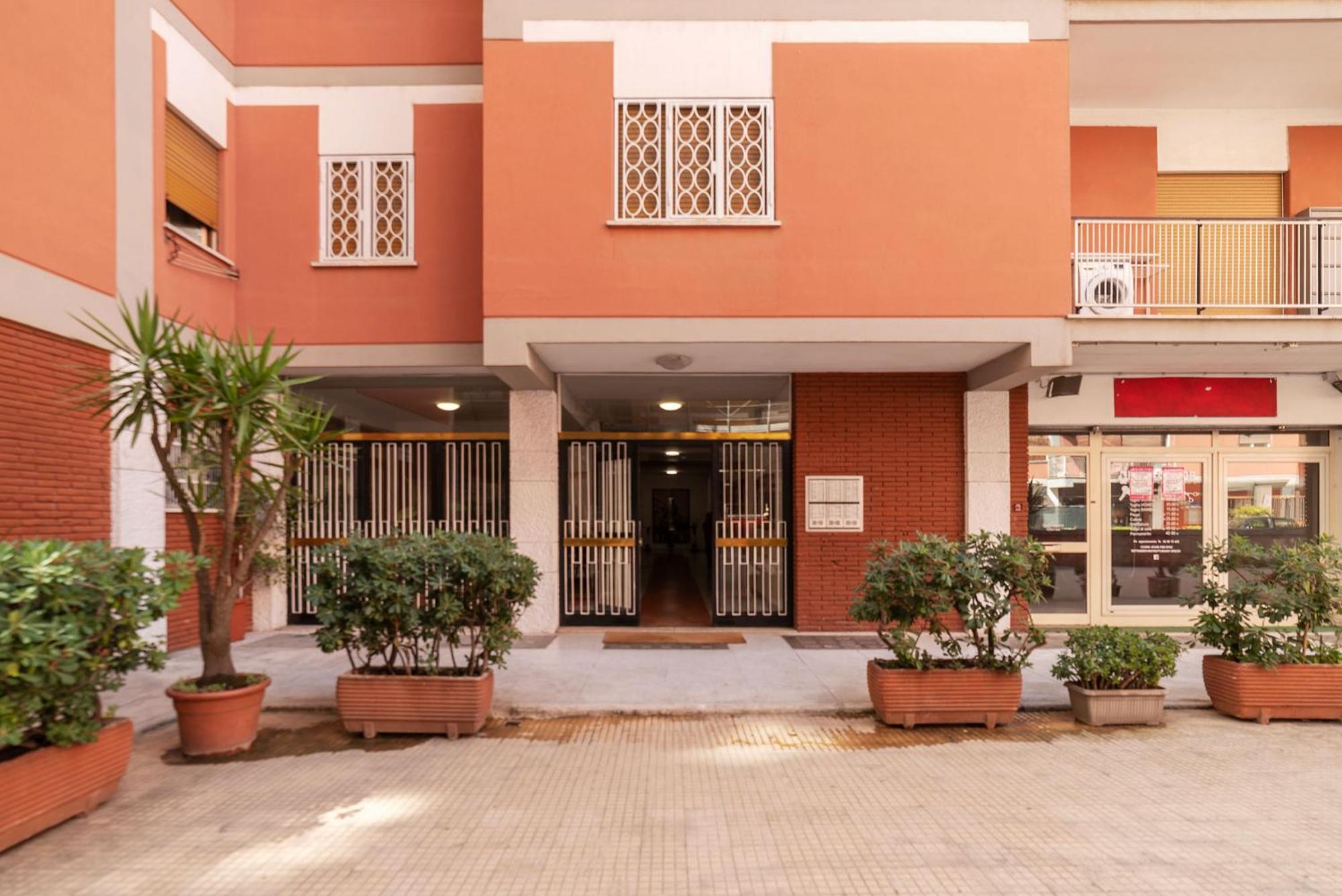 Joivy Delightful 3-Bed Flat With Balcony Διαμέρισμα Ρώμη Εξωτερικό φωτογραφία